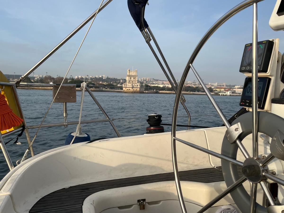 Stay In A Boat - Lisboa エクステリア 写真