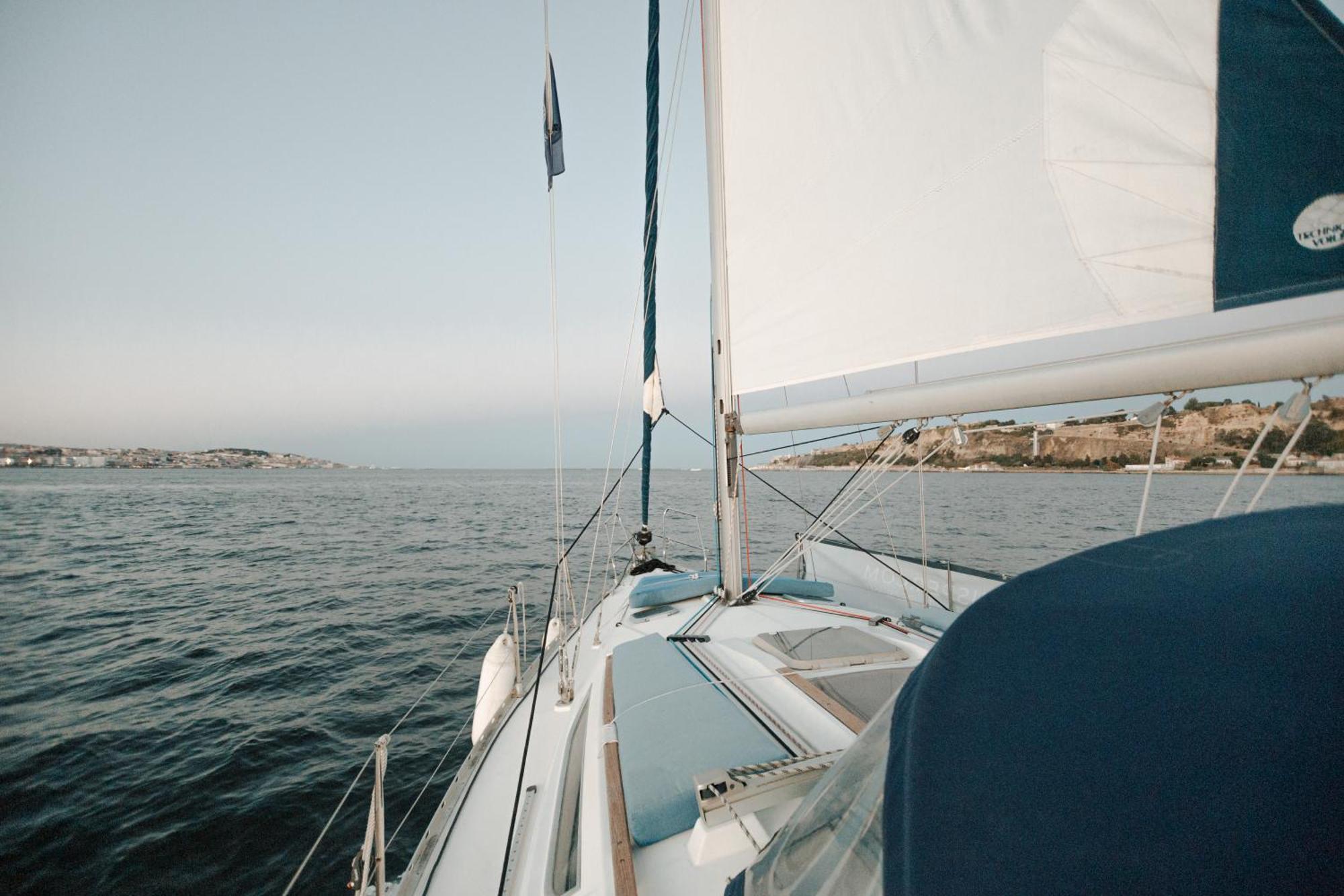 Stay In A Boat - Lisboa エクステリア 写真